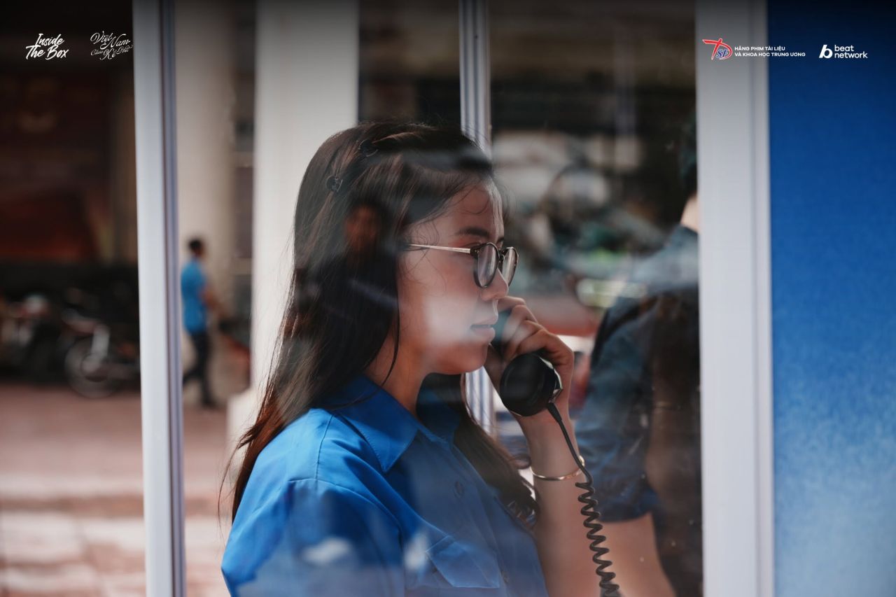 Cựu chiến binh v&agrave; thế hệ trẻ c&ugrave;ng gặp gỡ tại buổi chiếu phim t&agrave;i liệu Tr&ecirc;n chiếc xe lăn