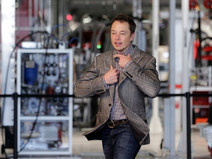 Một ngày bình thường của Elon Musk