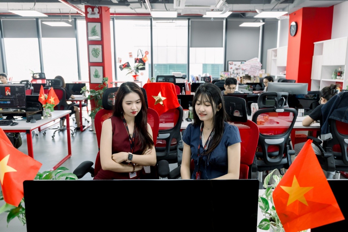 Account – cầu nối giữa khách hàng và đội ngũ, với tinh thần 'Client first, team không bao giờ là second'
