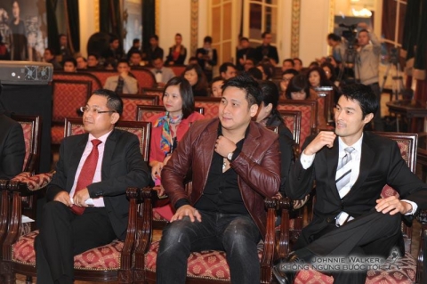 Không ngừng bước tới
