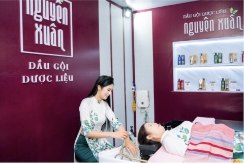 Gắn kết cảm xúc bằng trải nghiệm đa giác quan tại “Tiệm tóc thanh xuân”