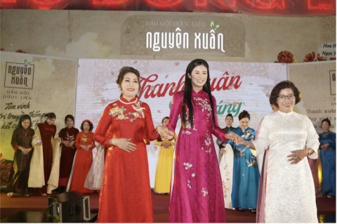 Gắn kết cảm xúc bằng trải nghiệm đa giác quan tại “Tiệm tóc thanh xuân”