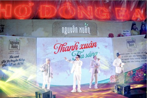Gắn kết cảm xúc bằng trải nghiệm đa giác quan tại “Tiệm tóc thanh xuân”