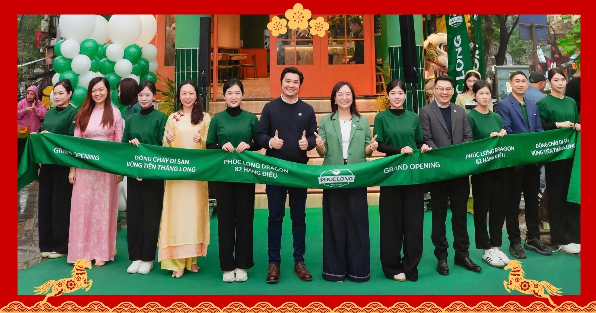 Khai trương flagship đầu tiên tại Hà Nội, Phúc Long thu hút giới trẻ đến trải nghiệm trà Việt