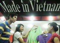 Cuộc chiến giữa thương hiệu Việt Nam và nước ngoài có diễn ra trong tâm trí người tiêu dùng?