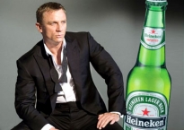 Cảnh quay Heineken gây nhiều tranh cãi trong phim 007 Skyfall