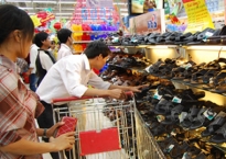 Ngành bán lẻ trong nước đang gặp những khó khăn gì?