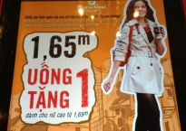 Bị ném đá vì quảng cáo “kỳ thị”