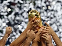 Đón cúp Vàng World Cup theo phong cách cực cool