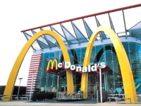 Bốn yếu tố tạo một McDonald′s ở Việt Nam