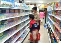 Ngành sữa tiếp tục dẫn đầu hàng tiêu dùng