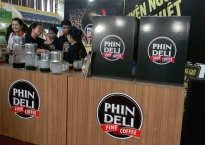 PhinDeli tung chiêu ở Hội chợ Tôn vinh hàng Việt