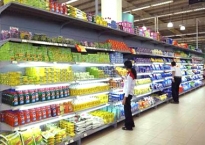 Cuộc so tài của thương hiệu nội và  ngoại