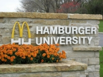 Đại học McDonald’s đào tạo tài năng như thế nào?