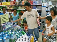 Sôi động thị trường sữa tươi
