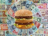 Tỷ giá tiền đồng nhìn từ chiếc bánh kẹp Big Mac