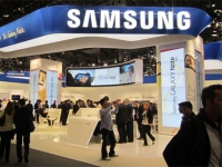 Samsung bất ngờ công bố lãi hoạt động giảm