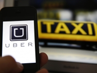 [Inforaphic] So sánh giữa dịch vụ Uber và taxi truyền thống