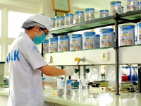 Tiền chưa mua được người tài