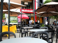 Chạm mốc 1 triệu khách, McDonald’s mở tiếp nhà hàng thứ 3