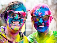 Hãng giày thể thao New Balance tài trợ sự kiện Color Run tại Châu Á