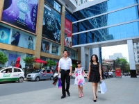 Người tiêu dùng lạc quan về kinh tế