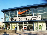 CEO Nike - Kẻ tiên phong trong cơn lốc công nghệ