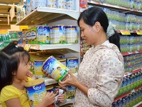 Đồng loạt giảm giá bán lẻ sữa