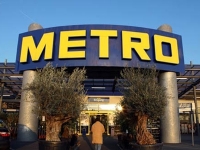 Sức ép từ Metro