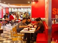 Tầng lớp trung lưu tại Việt Nam đang tăng mạnh