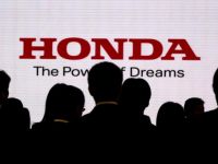Honda trước nguy cơ đánh mất mình vì Piagio