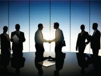 Sóng M&A quét thị trường bán lẻ Việt Nam