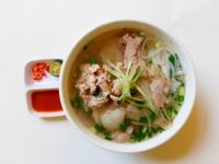 Giữ hồn phở Việt trong ma trận fast food