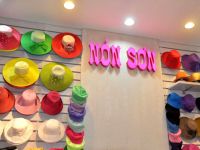 Vì sao Nón Sơm vắng khách vẫn phải hoành tráng?