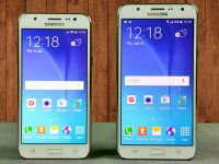 Samsung chiếm nửa top 10 điện thoại bán chạy tháng 8