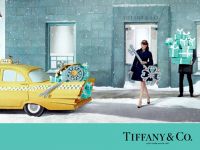 Tiffany & Co: Bí quyết để kẻ giàu có sẵn sàng ngồi chung mâm với người ít tiền