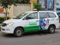 Quảng cáo trên taxi: Chỉ là ngách nhỏ?
