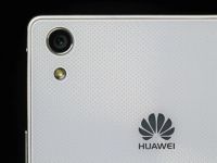 Huawei tuyên bố bán 100 triệu smartphone trong 2015