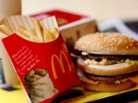 McDonald dùng yêu thương để cứu doanh số