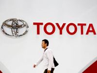 Toyota cạnh tranh với các đối thủ ra sao trên thị trường?