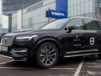 Volvo công bố thương vụ hợp tác trị giá 300 triệu USD với Uber