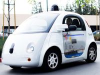 Google không tạo ra xe tự lái mà đang tạo ra các lái xe