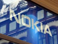 Vì sao Nokia từng thất bại trước Apple?