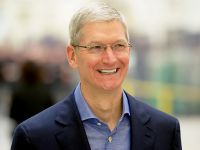 Tim Cook là một trong những CEO “có giá” nhất thế giới