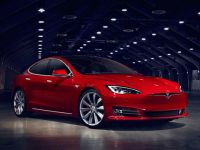 Tesla là thương hiệu xe hơi được yêu thích nhất