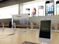 Apple thừa nhận doanh số iPhone đang giảm