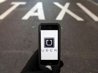 Uber chết ở Trung Quốc, sống khỏe ở Việt Nam?