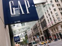 Chệch xu hướng, GAP dần bị khách hàng từ bỏ