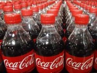 Cách giúp CoCa-Cola, Pepsi sống khỏe khi người dùng bớt uống nước ngọt