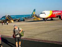 [Infographics] Cuộc đua kịch tính của Vietnam Airlines và Vietjet Air
